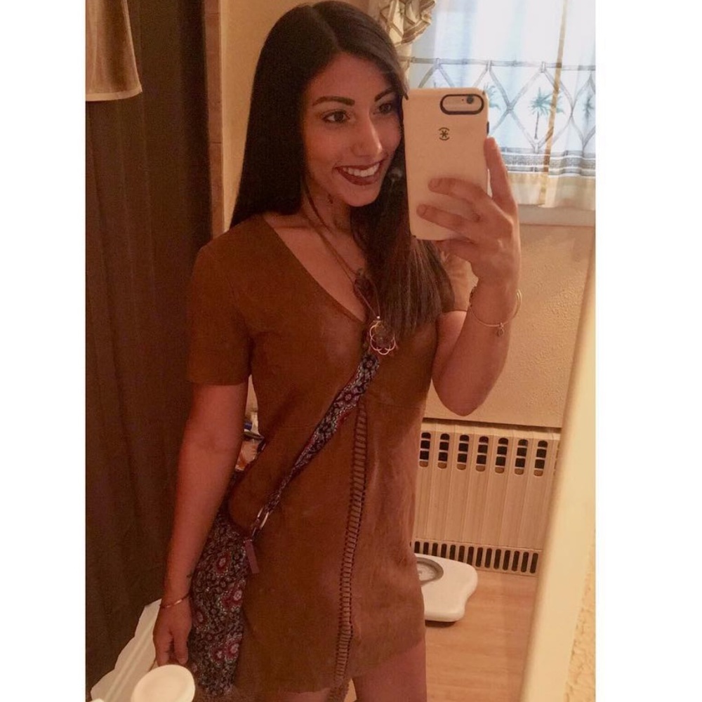 Meet your Posher, Xenia